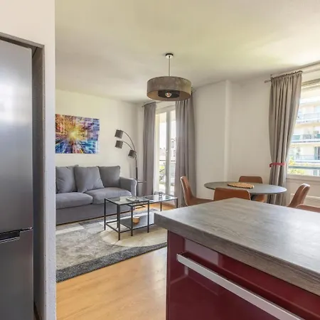 Le Clos Fleuri F3 Terrasse & Garage *