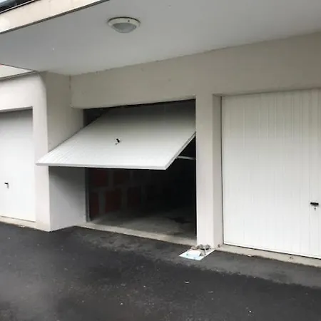 Апартаменты Le Clos Fleuri F3 Terrasse & Garage *