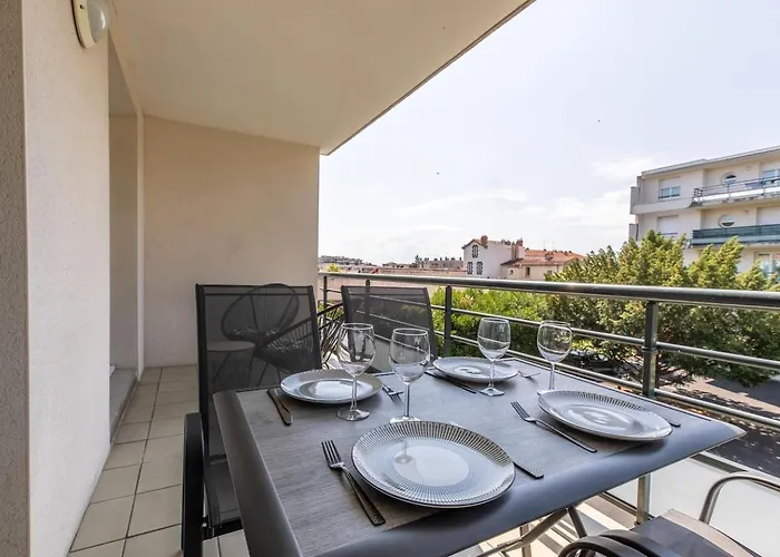 Le Clos Fleuri F3 Terrasse & Garage Apartman