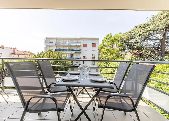 Le Clos Fleuri F3 Terrasse & Garage