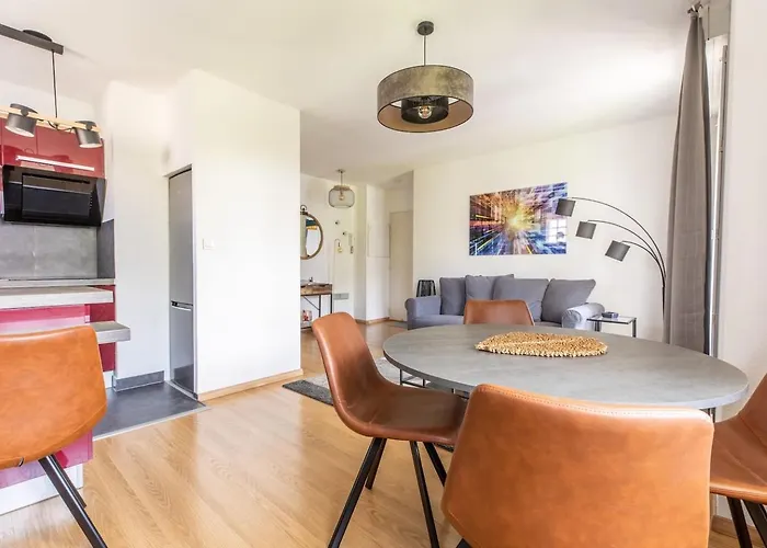 Le Clos Fleuri F3 Terrasse & Garage