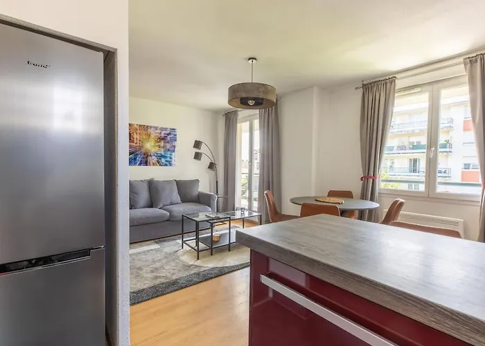 Le Clos Fleuri F3 Terrasse & Garage *